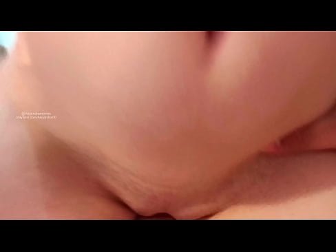 ❤️ 睡在姐姐的房间里，就这样被吵醒了 ☑ Beautiful porn