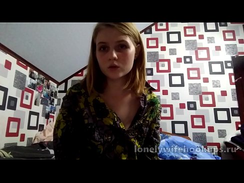 ❤️ 来自俄罗斯的年轻金发碧眼的学生喜欢更大的阴茎。 ☑ Beautiful porn